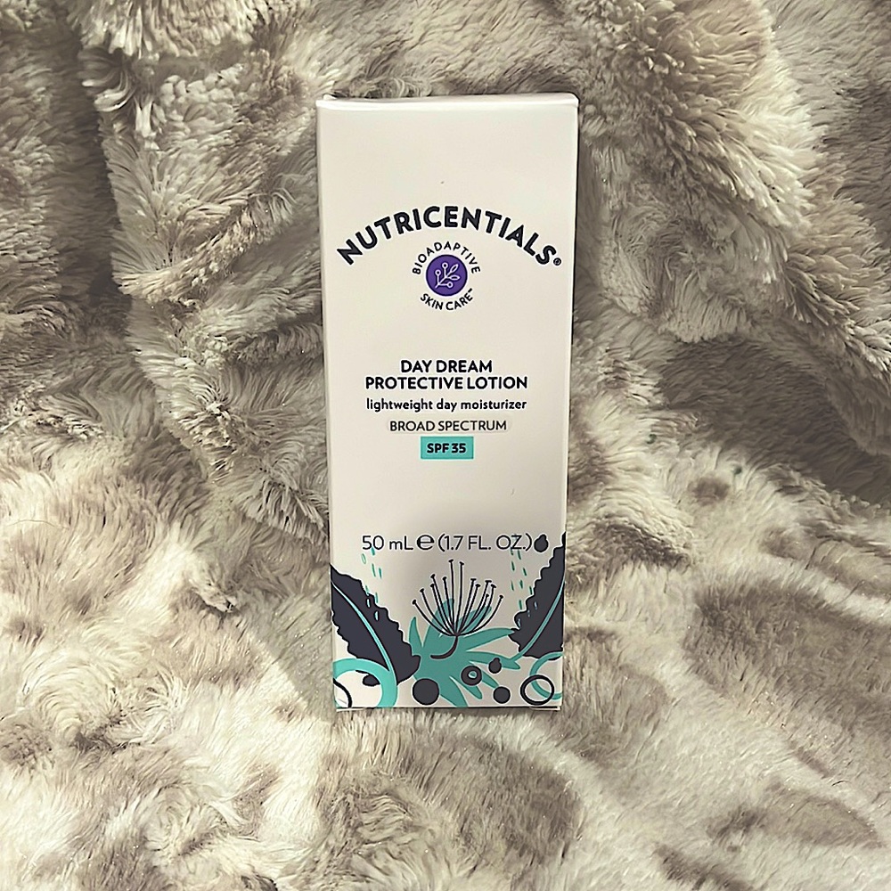 Nuskin Nutricentials Day Dream Protective Lotion Broad Spectrum SPF 35